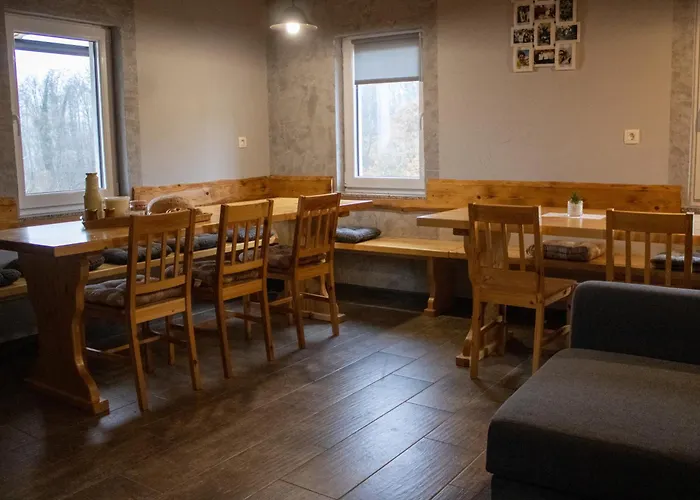 Zidanica Vidrih * דולנז'סקה טופליסה